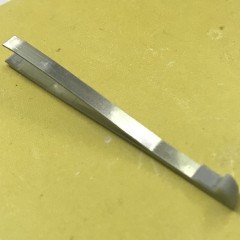 Пинцет VICTORINOX A.3642.100